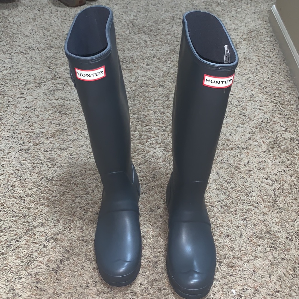 Hunter Boots - image 4